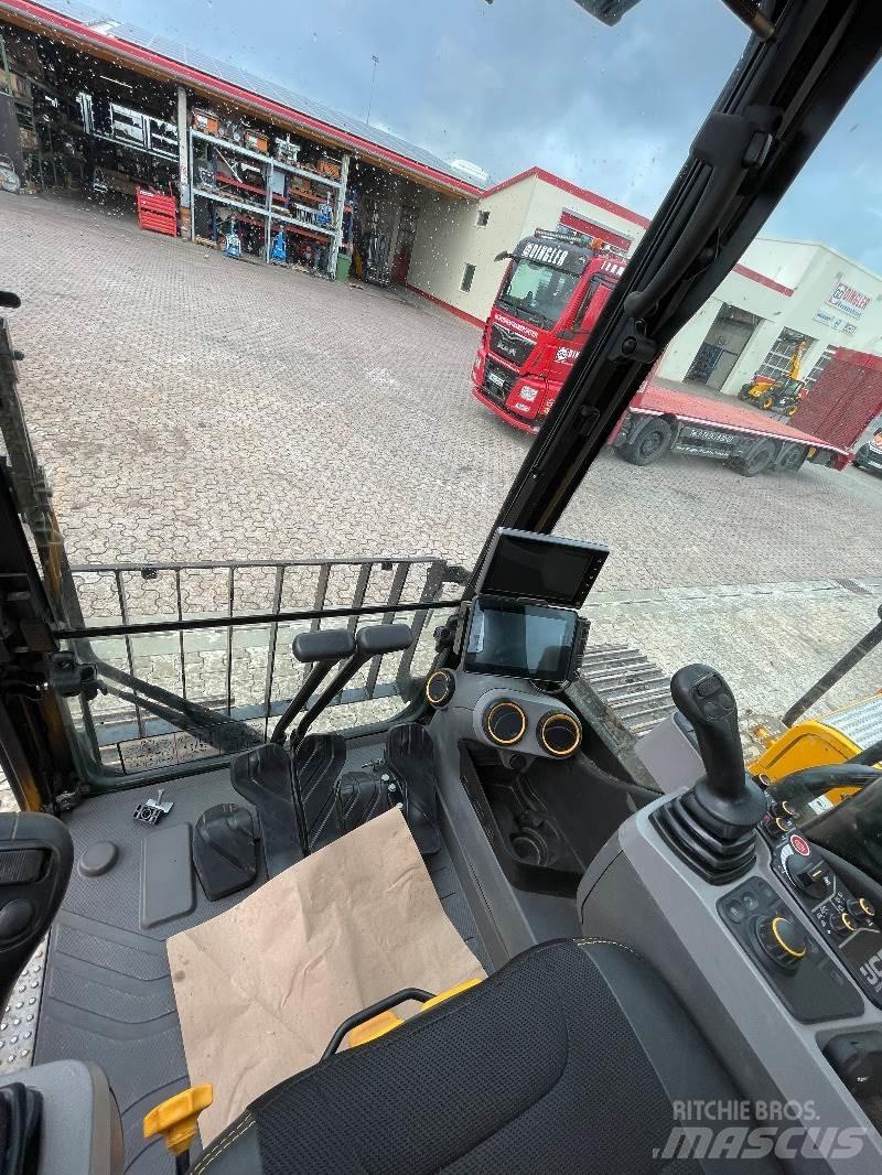 JCB 220 X LC Roomikekskavaatorid