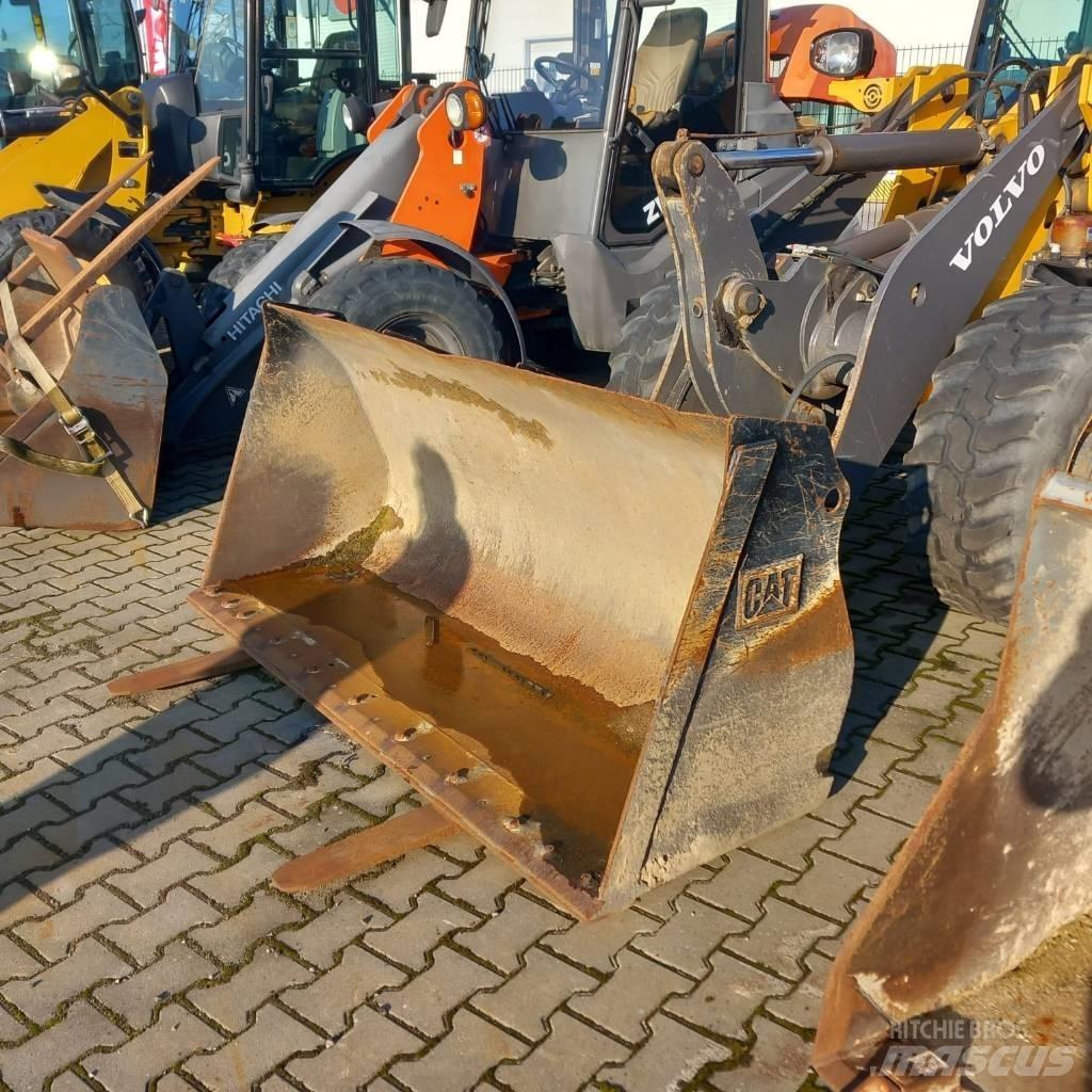 Volvo L 28 F Rataslaadurid