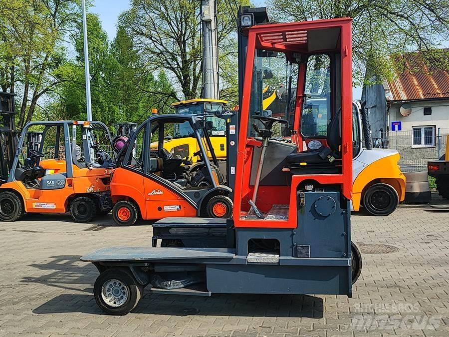 Combilift C4000 Neljasuuna lükandmastiga tõstukid