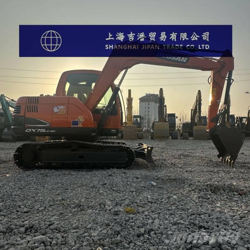 Doosan DX 75 Väikeekskavaatorid 7t-12t