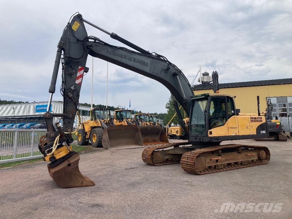 Volvo EC 240 C L Roomikekskavaatorid