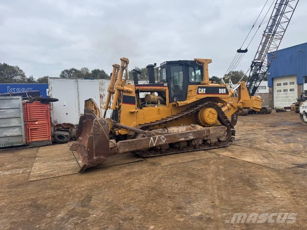 CAT D 8 N Buldooserid