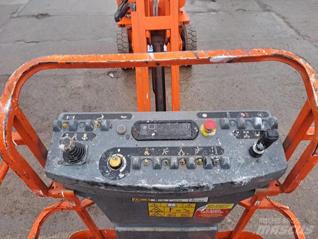 JLG E 300 AJP Iseliikuvad poomtõstukid