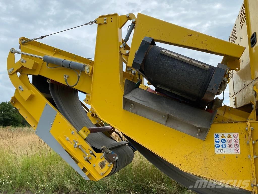 Keestrack B 4e Iseliikuvad purustid