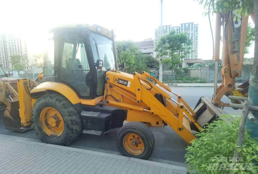 JCB 3 CX Ekskavaatorlaadurid