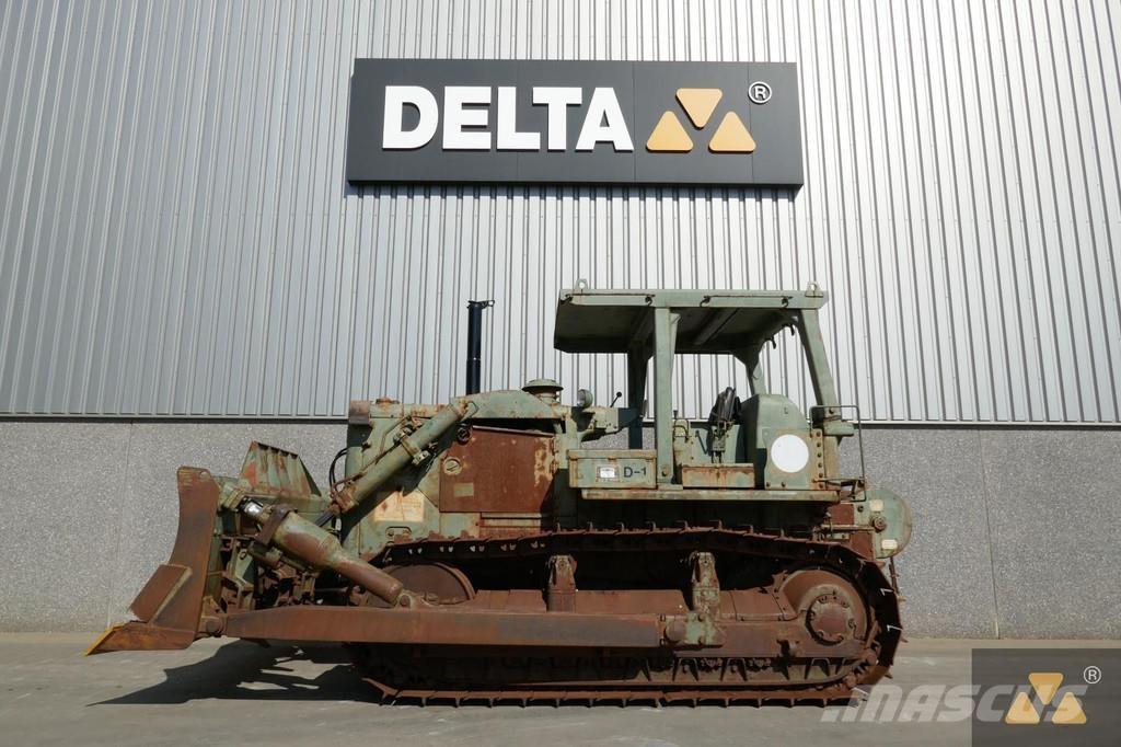CAT D7F Ex-army Buldooserid