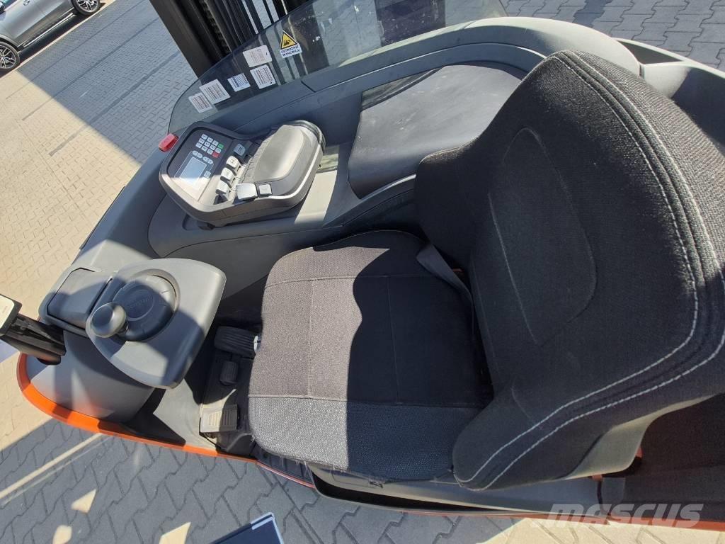 Toyota RRE160H Lükandmastiga tõstukid
