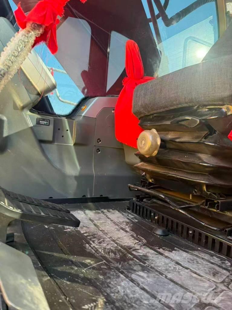 Doosan DX345LC-9C Roomikekskavaatorid