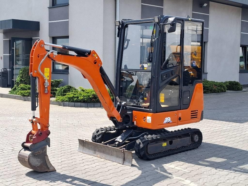 Hitachi ZX 19-6 Miniekskavaatorid < 7 t