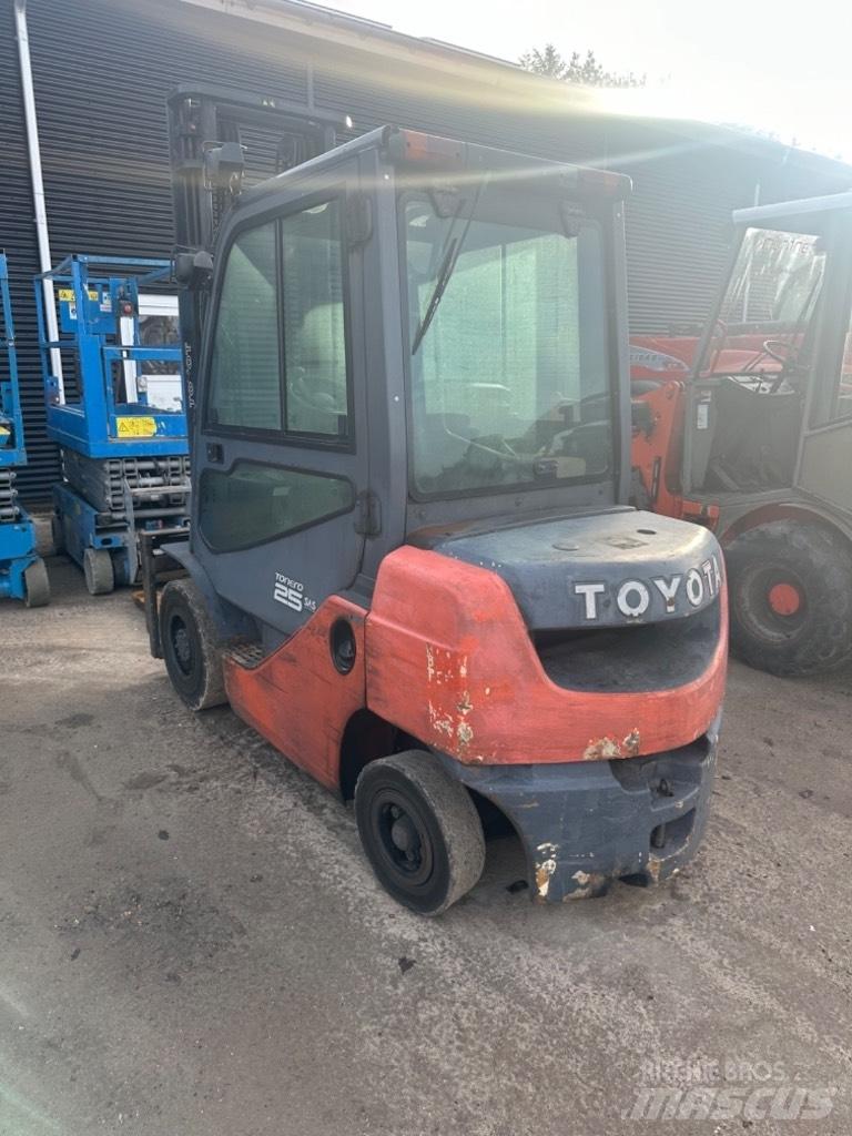 Toyota FD 25 Diiseltõstukid