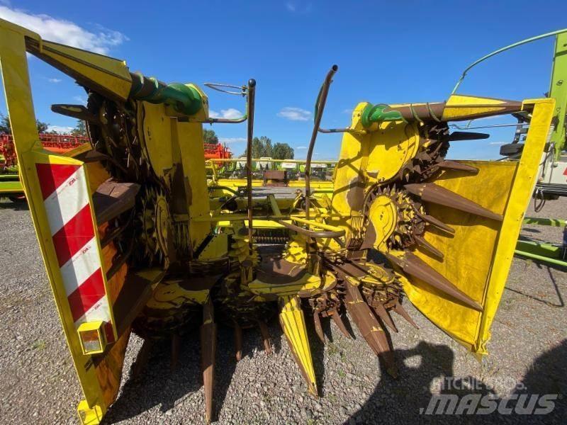 John Deere 7400 Silokombainid