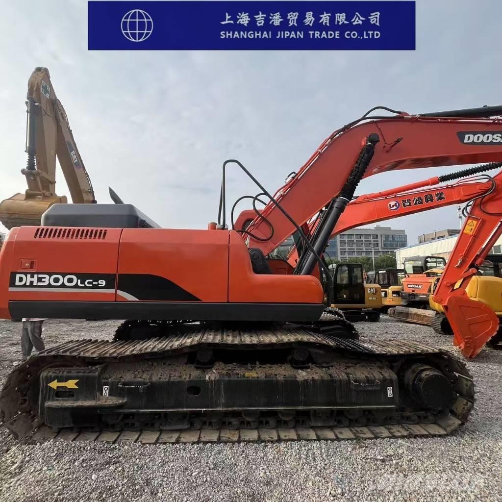 Doosan DH 300 Roomikekskavaatorid
