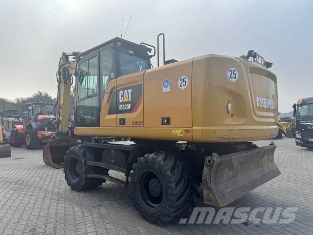 CAT M 320 F Ratasekskavaatorid