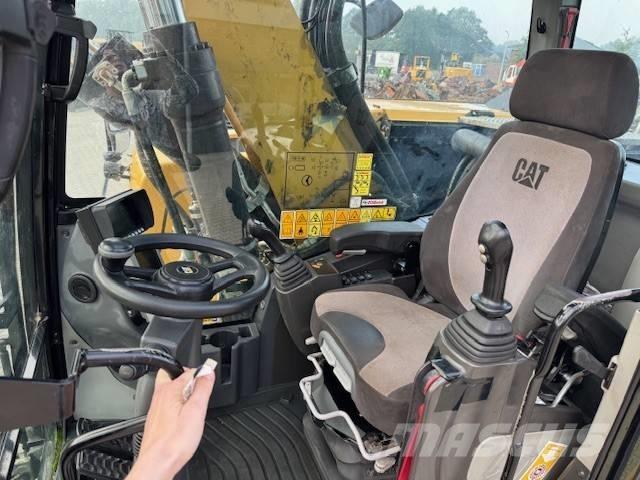 CAT M 320 F Ratasekskavaatorid