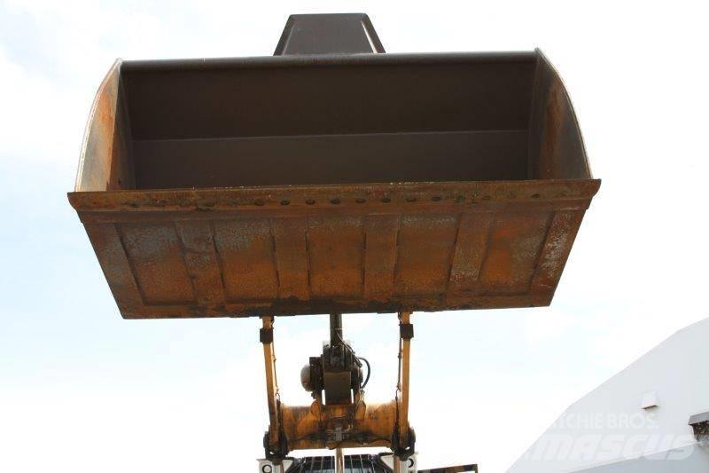 Liebherr L 576 Rataslaadurid