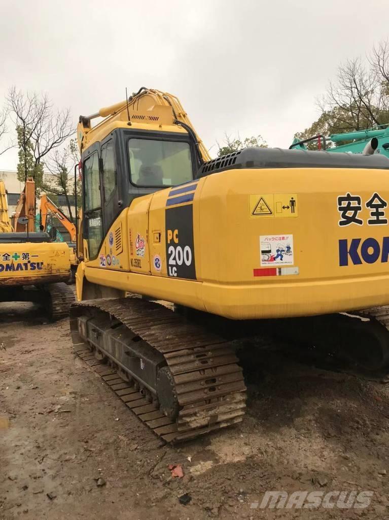 Komatsu pc200-7 Roomikekskavaatorid