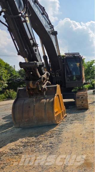 Volvo EC 300 EL Roomikekskavaatorid