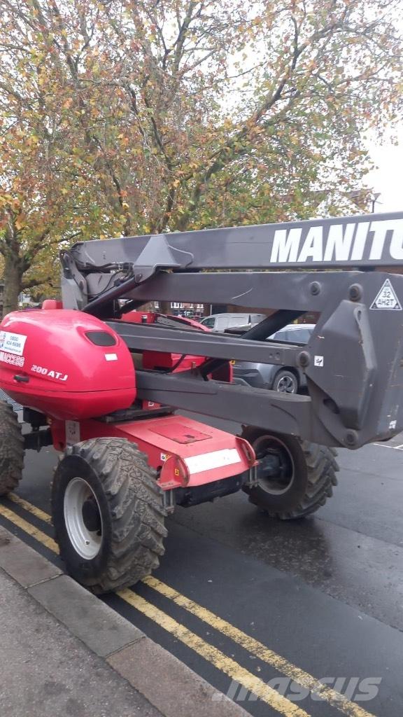 Manitou 200 ATJ Iseliikuvad poomtõstukid