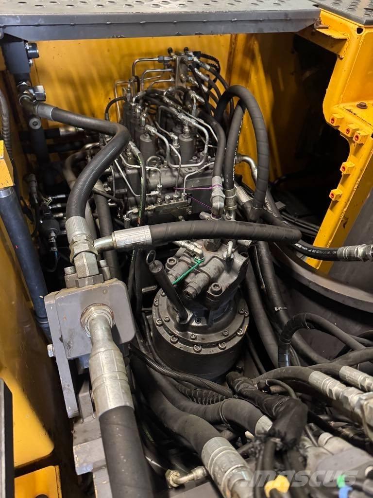Volvo EC 220 E Roomikekskavaatorid