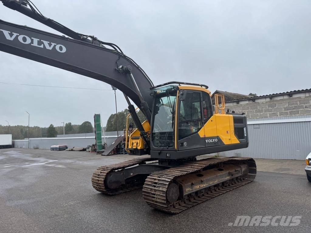 Volvo EC 220 E Roomikekskavaatorid