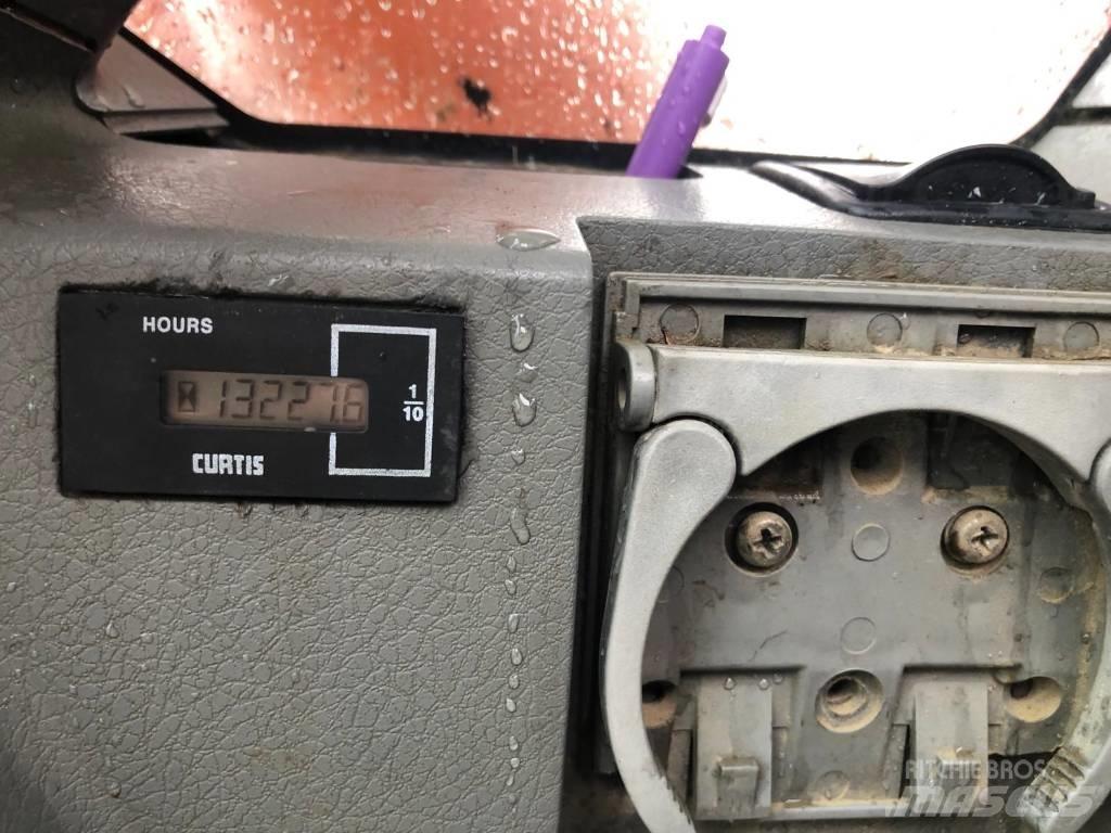 Doosan DX 340 LC Roomikekskavaatorid