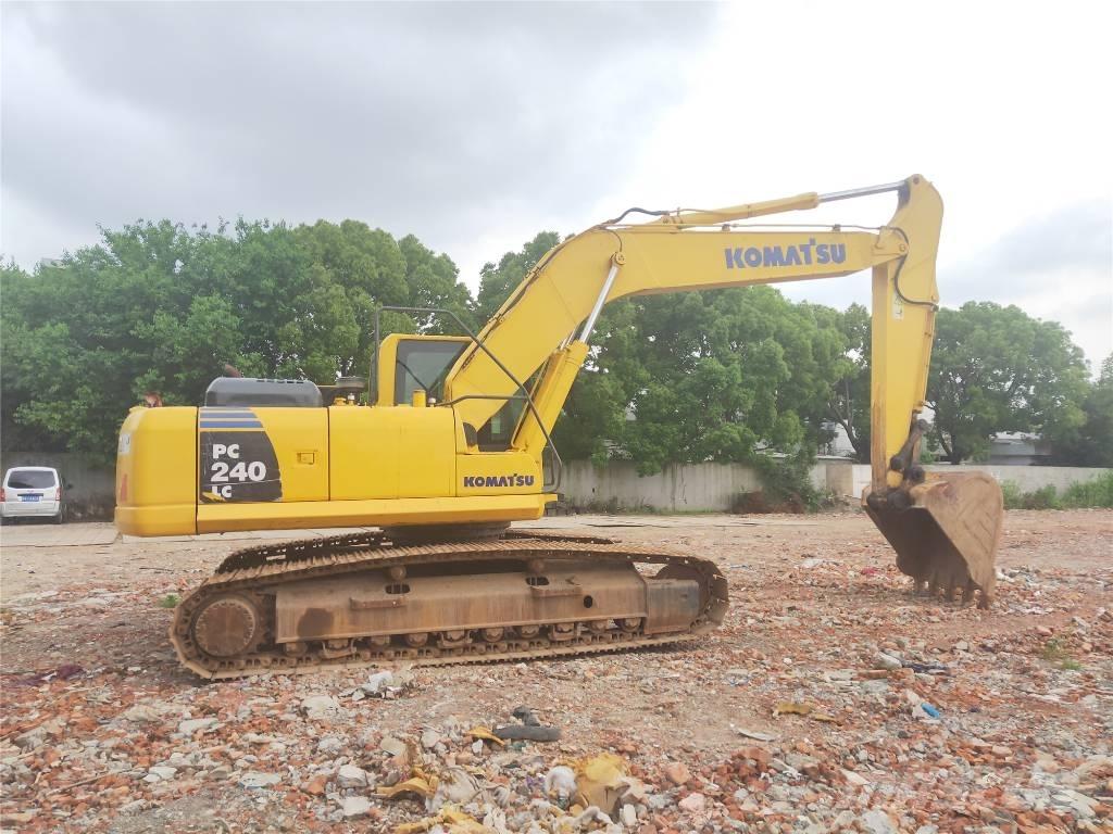 Komatsu PC 240 LC-8 Roomikekskavaatorid