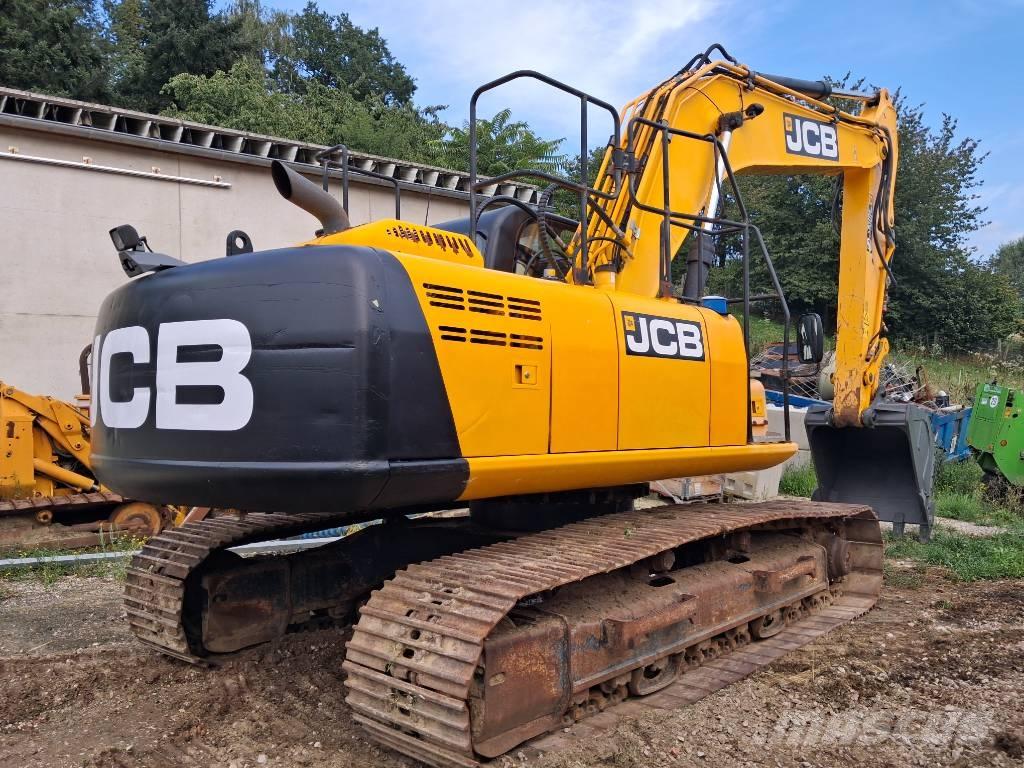 JCB JS210LC T4F Roomikekskavaatorid