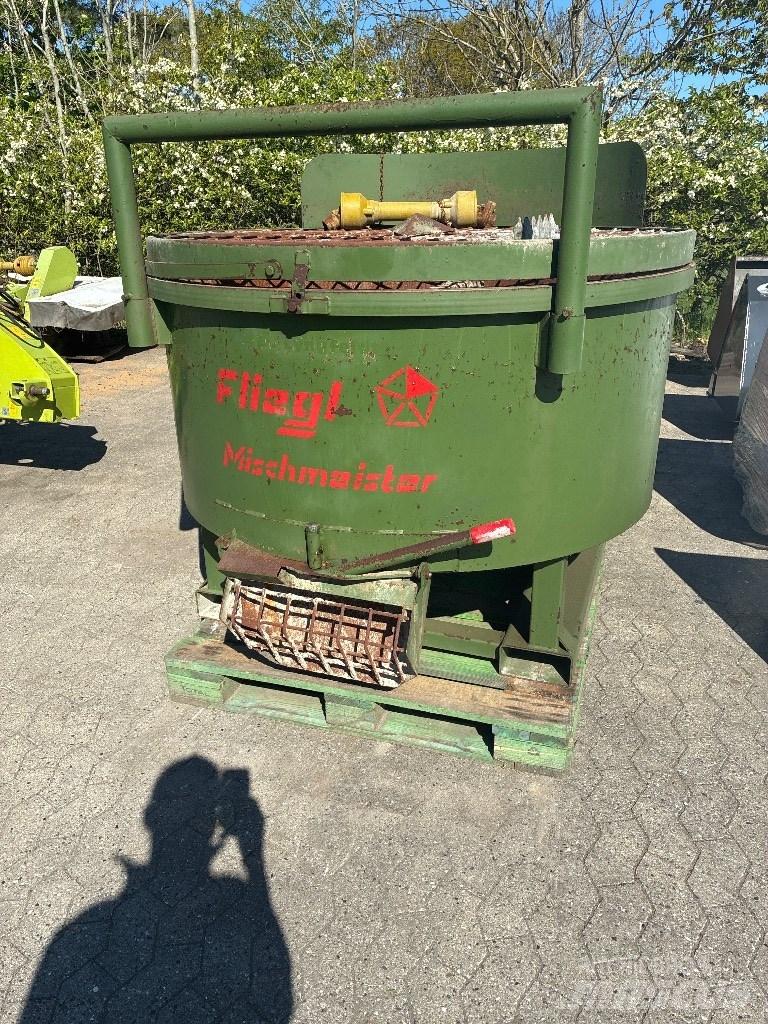Fliegl Mischmeister Betoonitehased