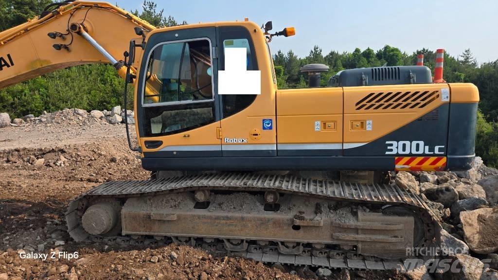 Hyundai Robex 300 LC Roomikekskavaatorid