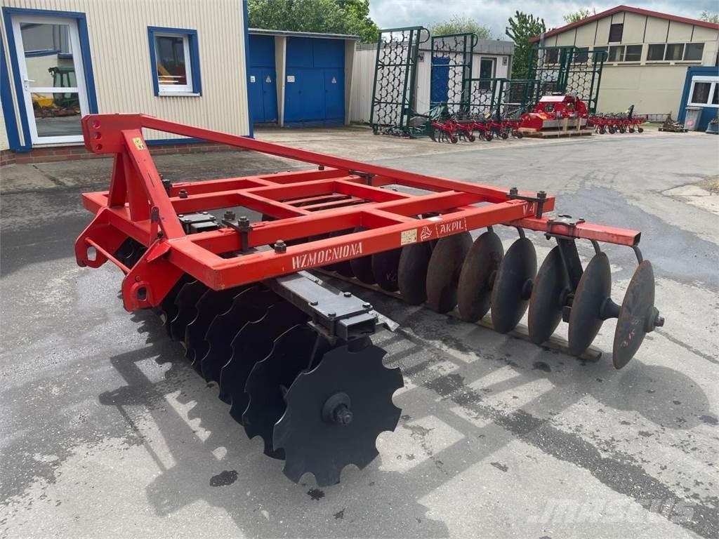 Akpil V 315 Randaalid