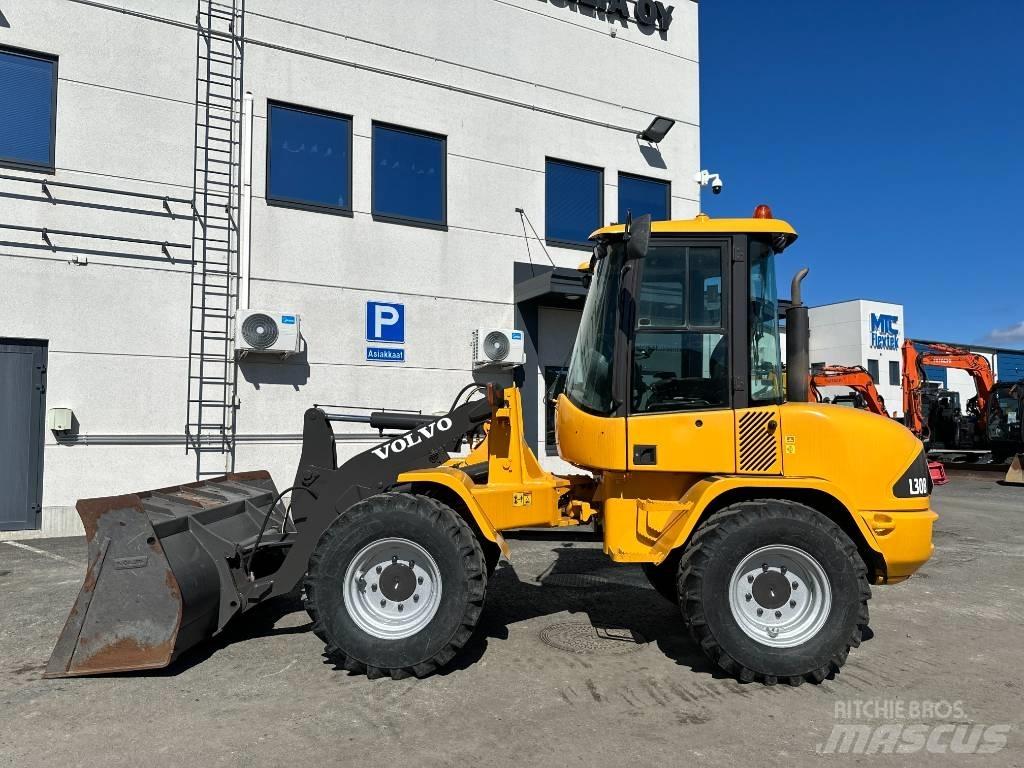 Volvo L 30 B Rataslaadurid