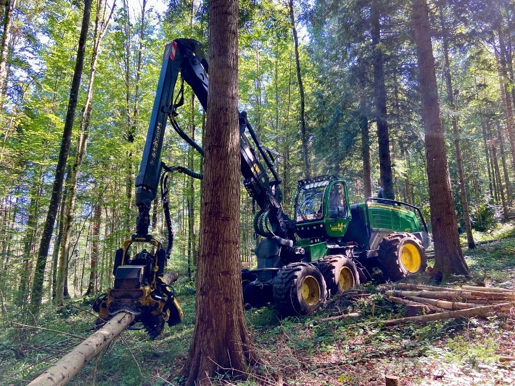 John Deere 1270 G Harvesterid
