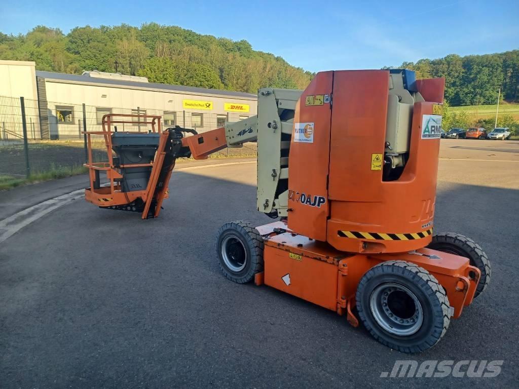 JLG E 300 AJP Iseliikuvad poomtõstukid