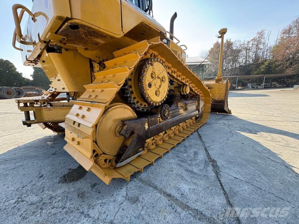 CAT D 6 N XL Buldooserid