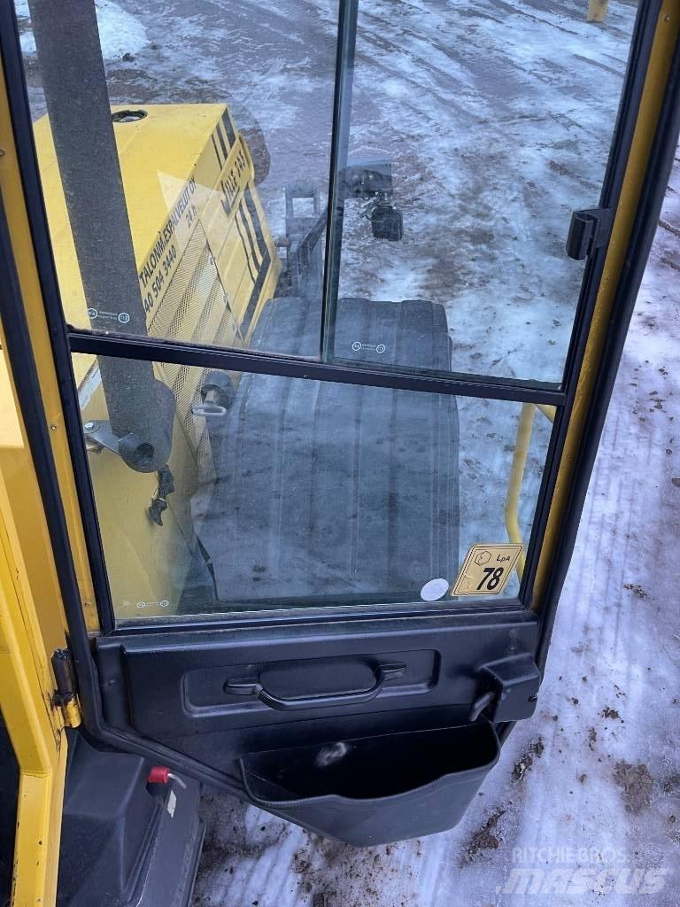 Wille 845 Kompakttraktorid