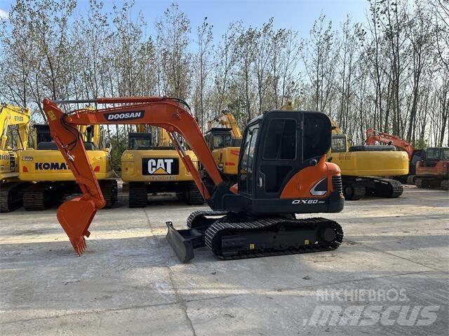 Doosan DX60 Miniekskavaatorid < 7 t