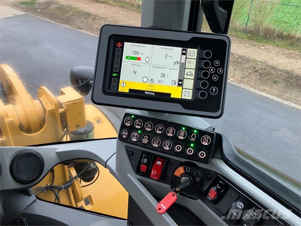 CAT 938 M Rataslaadurid