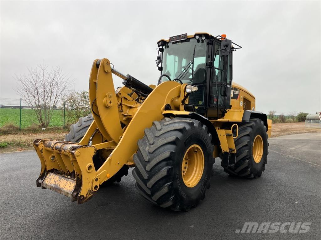 CAT 938 M Rataslaadurid