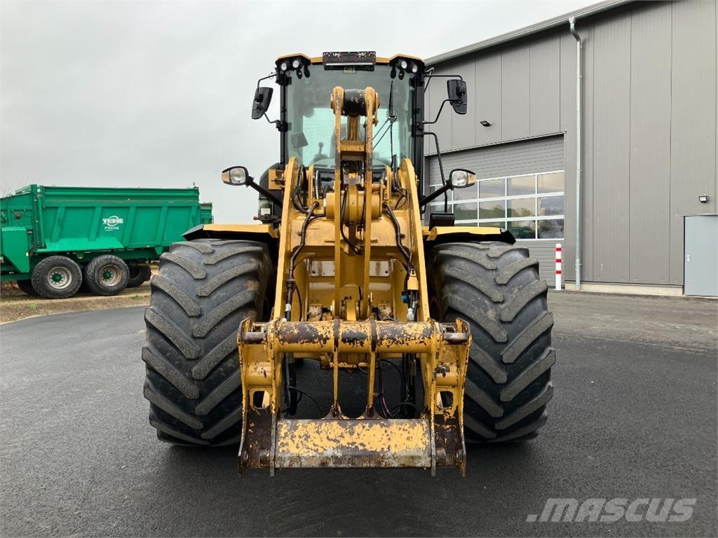 CAT 938 M Rataslaadurid