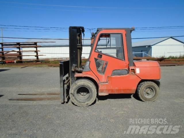 Toyota 7 FDU 45 Maastikutõstukid