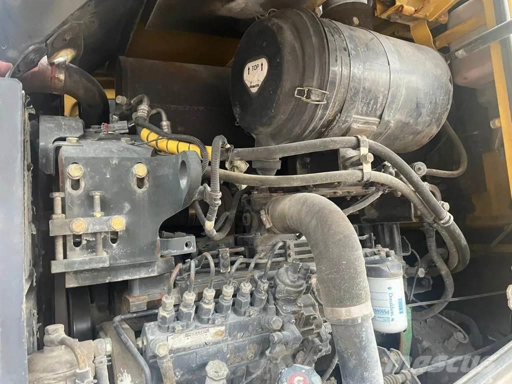 Komatsu WA250-5 Rataslaadurid