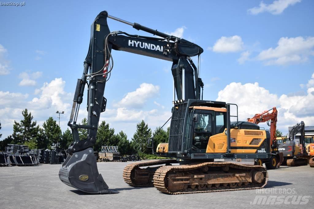 Hyundai HX 300 AL Roomikekskavaatorid
