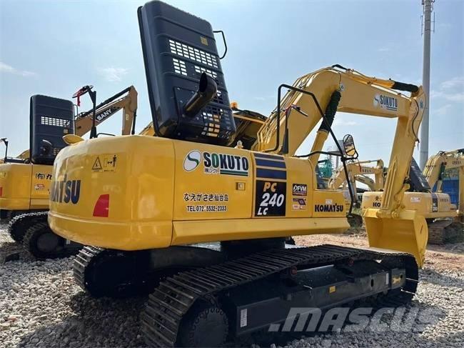 Komatsu PC 240 Roomikekskavaatorid