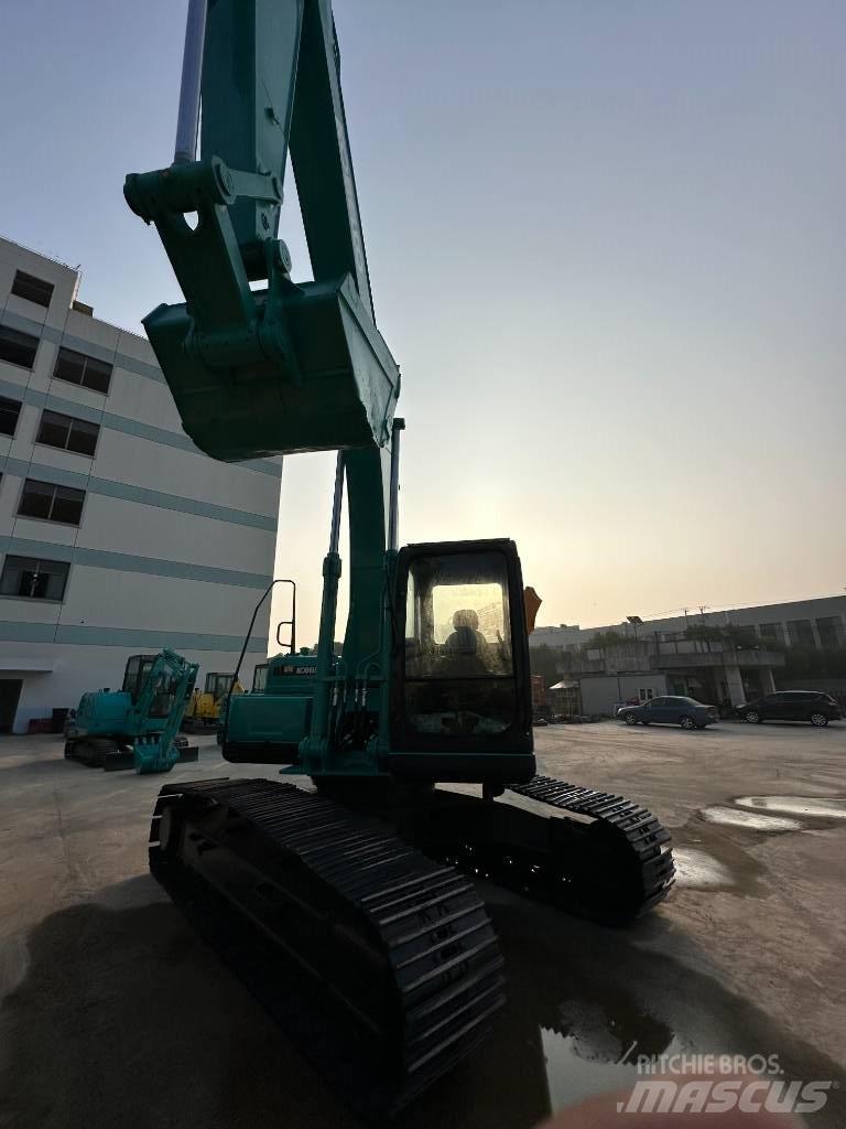 Kobelco SK 200-8 Roomikekskavaatorid