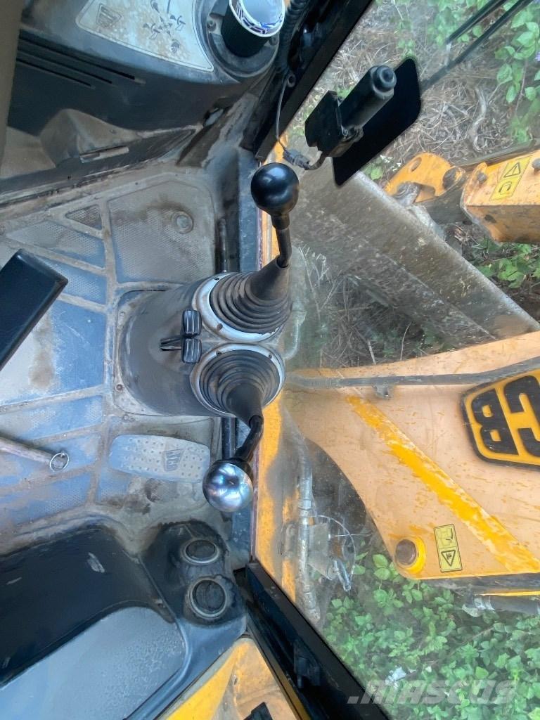 JCB 3 CX Ekskavaatorlaadurid