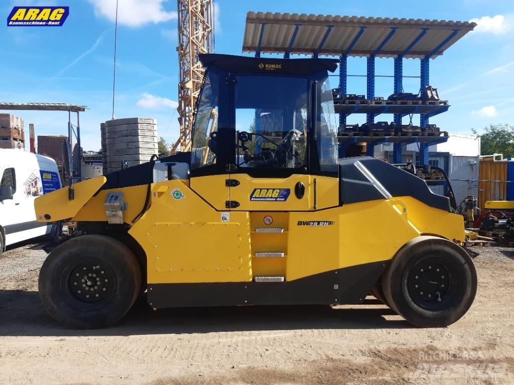 Bomag BW 28 RH Pneumorehvidega rullid