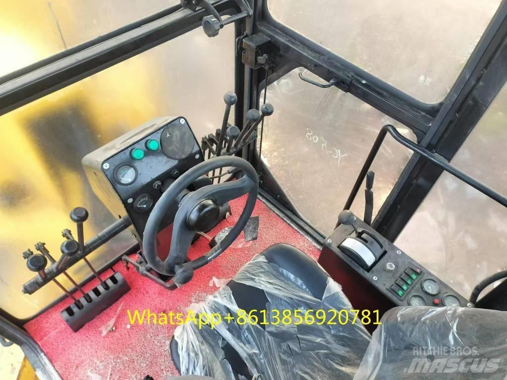 Komatsu GD 655 Greiderid