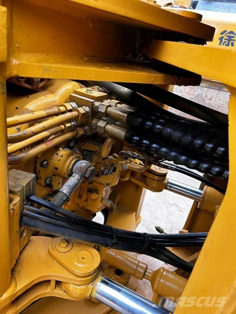 SDLG B860 Ekskavaatorlaadurid