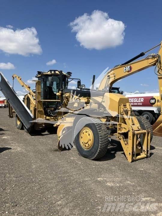 CAT 140M AWD Greiderid