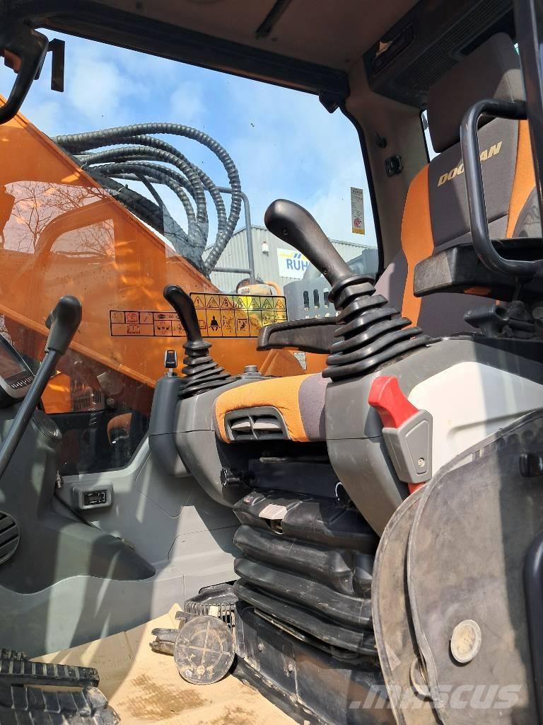 Doosan DX 235 LCR-5 Roomikekskavaatorid